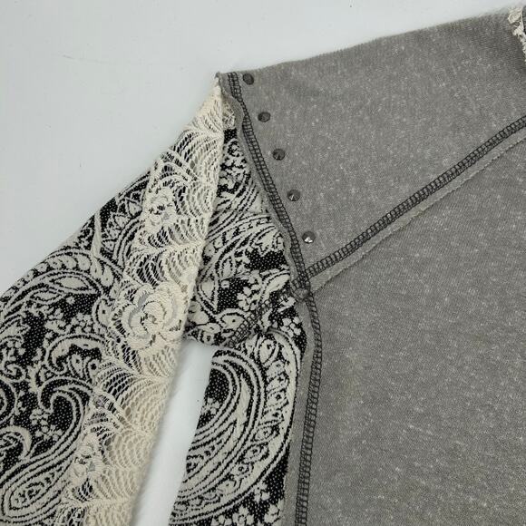 Vintage y2k Women's Grey Floral Lace Miss Me Long Sleeve Shirt Size Medium - Picture 2 of 7